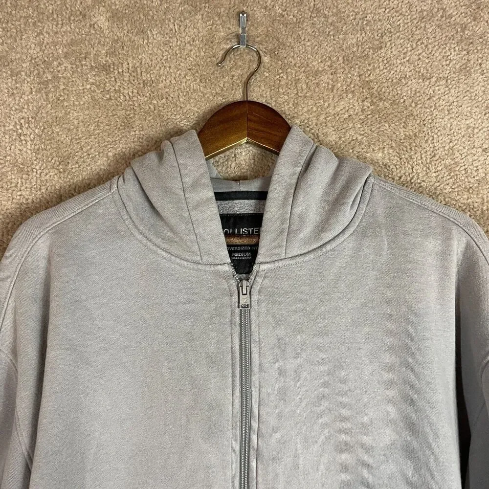 Hollister Hoodie Sweatshirt Womens Size Medium Gray Oversized Fit Zip Up Fleece - Picture 2 of 8